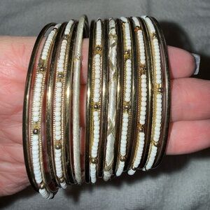 Set of 17 bangle bracelets